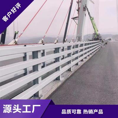 北京地區(qū)防撞路護欄、河道景觀防護欄與橋梁不銹鋼欄桿采購指南