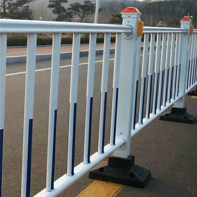 【鄭州馬路市政護(hù)欄中間隔離防護(hù)欄】價(jià)格_廠家 - 中國供應(yīng)商